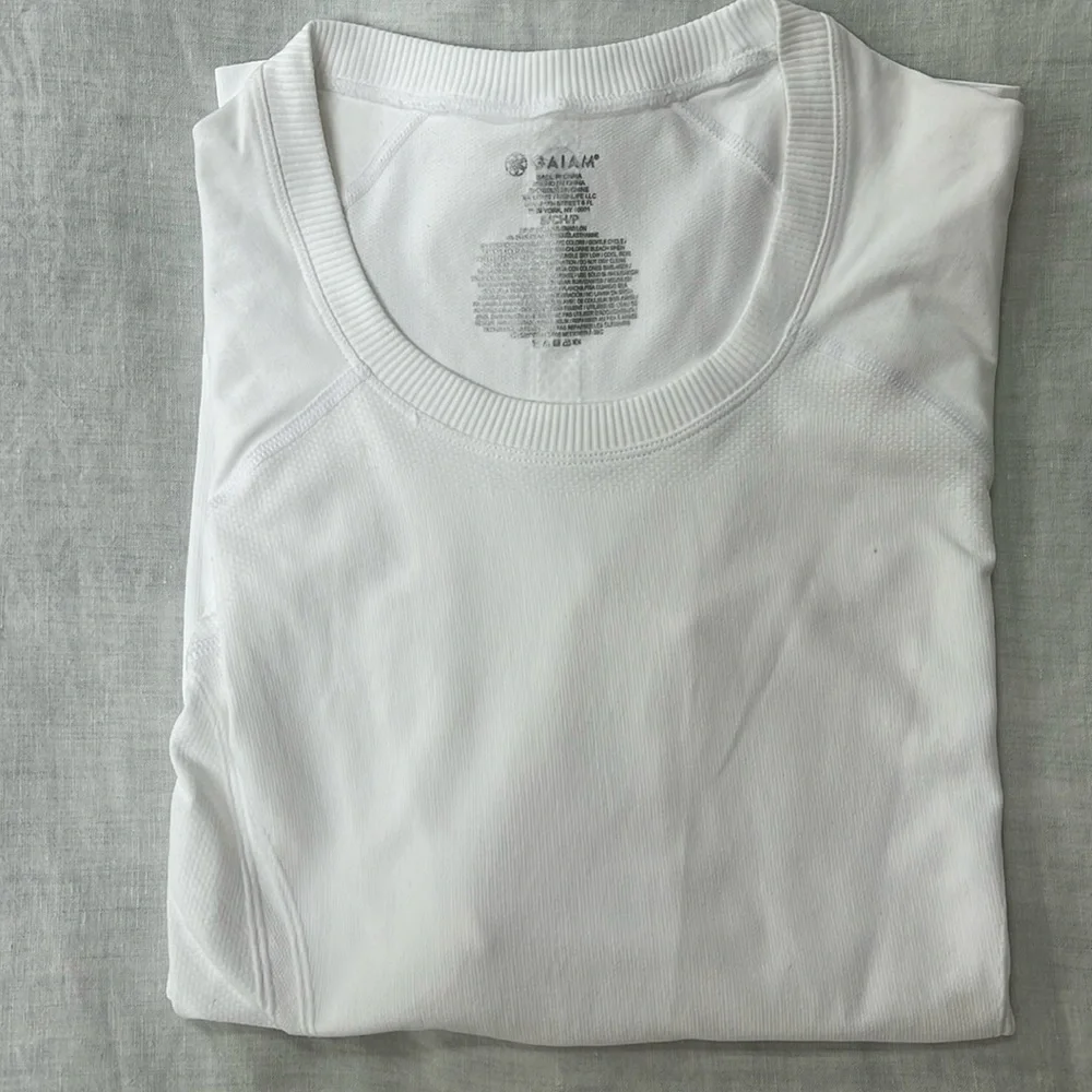 Women's Gaiam Seamless Everyday Long Sleeve Tee Small - Picture 2 of 2